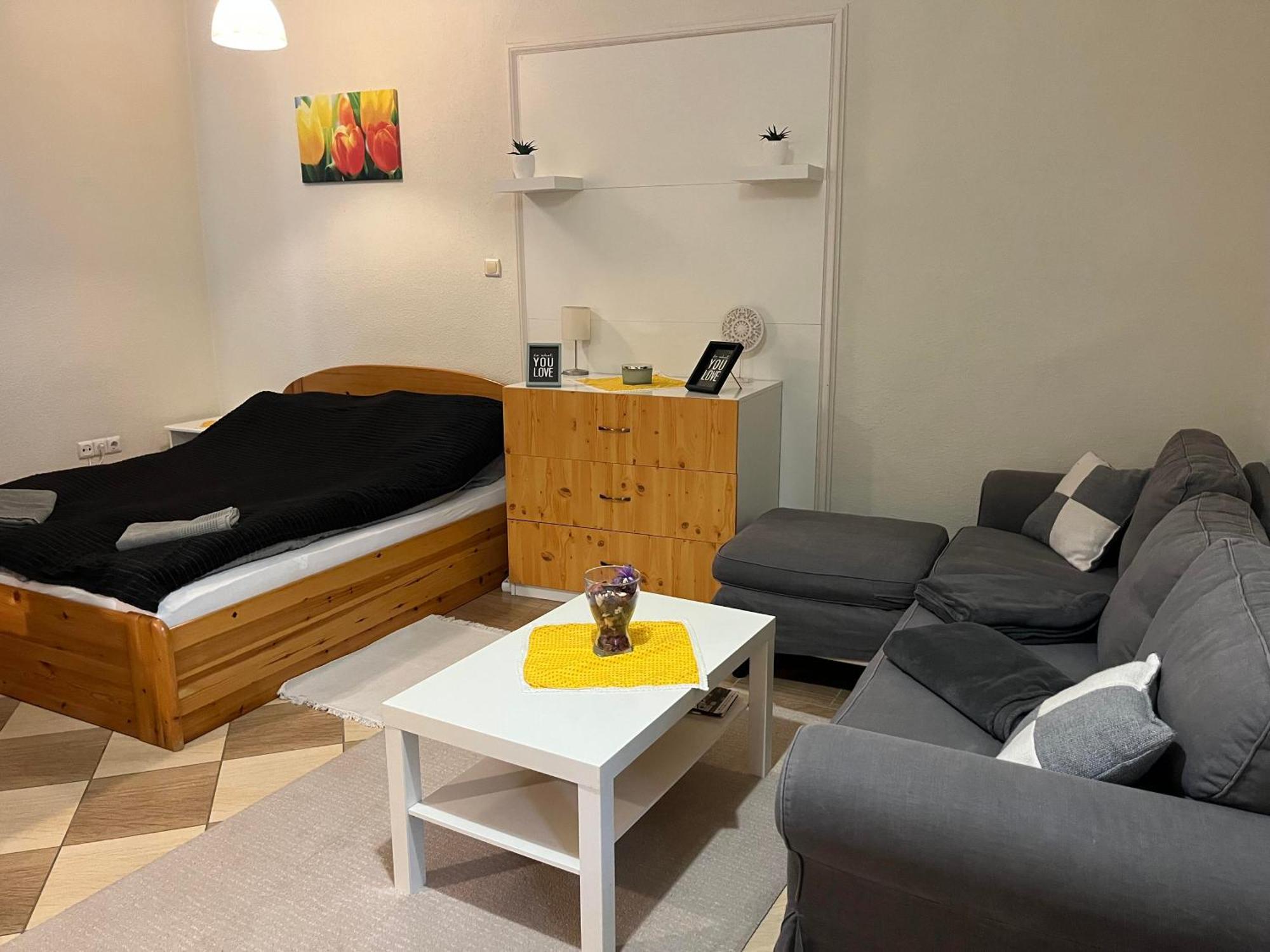 Idill Apartmanhaz B&B Tiszafüred Exteriér fotografie